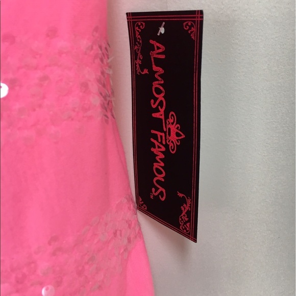 ALMOST Famous sequined tee. - Picture 3 of 5